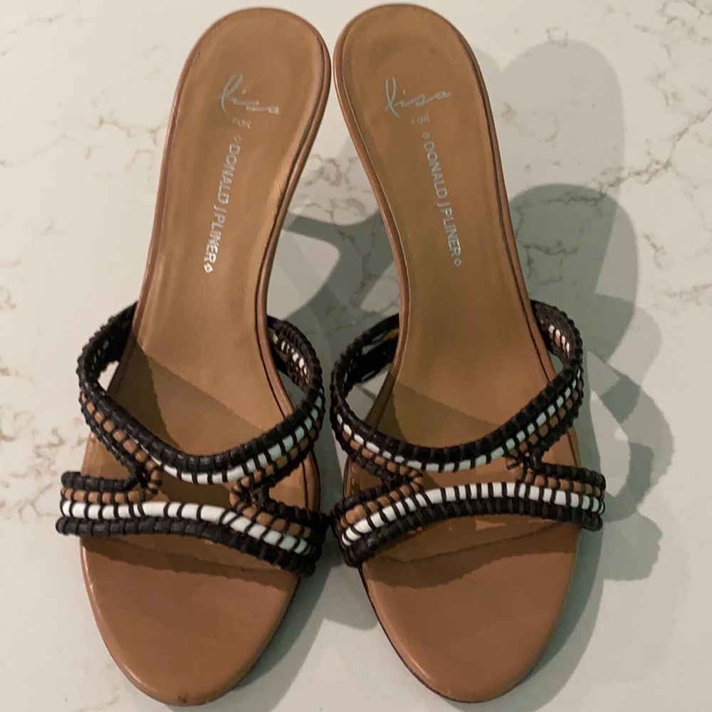Lisa by Donald Pliner kitten Sandals